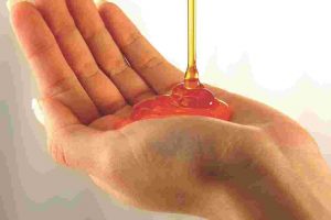 Pembuatan Liquid Hand-soap dengan Minyak Buah Merah (Pandanus Conoideus Lam)